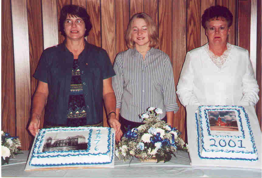 Two Cakes commemorating 1876 and 2001, 125 Years